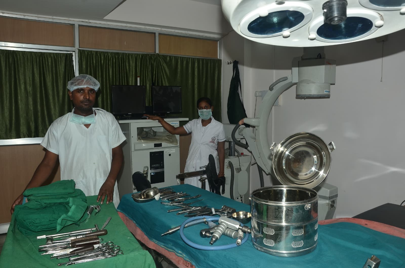 Operating theatre at IDMH with C-arm imaging and sterile instrument tray