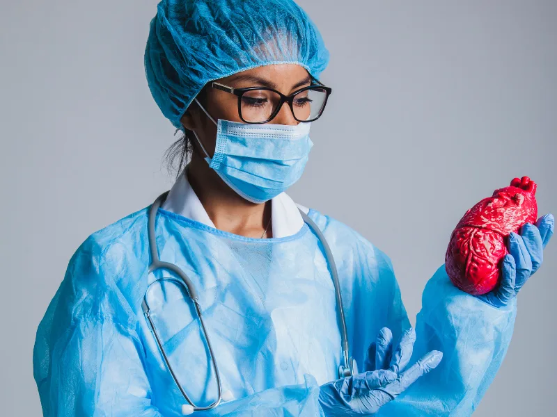 Senior heart and chest surgeon at Ishwar Dayal Memorial hospital Patna.